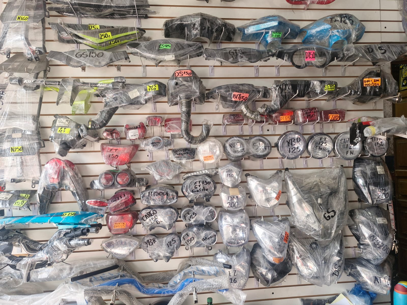 Amplio inventario de refacciones en MCBROSS Morelos